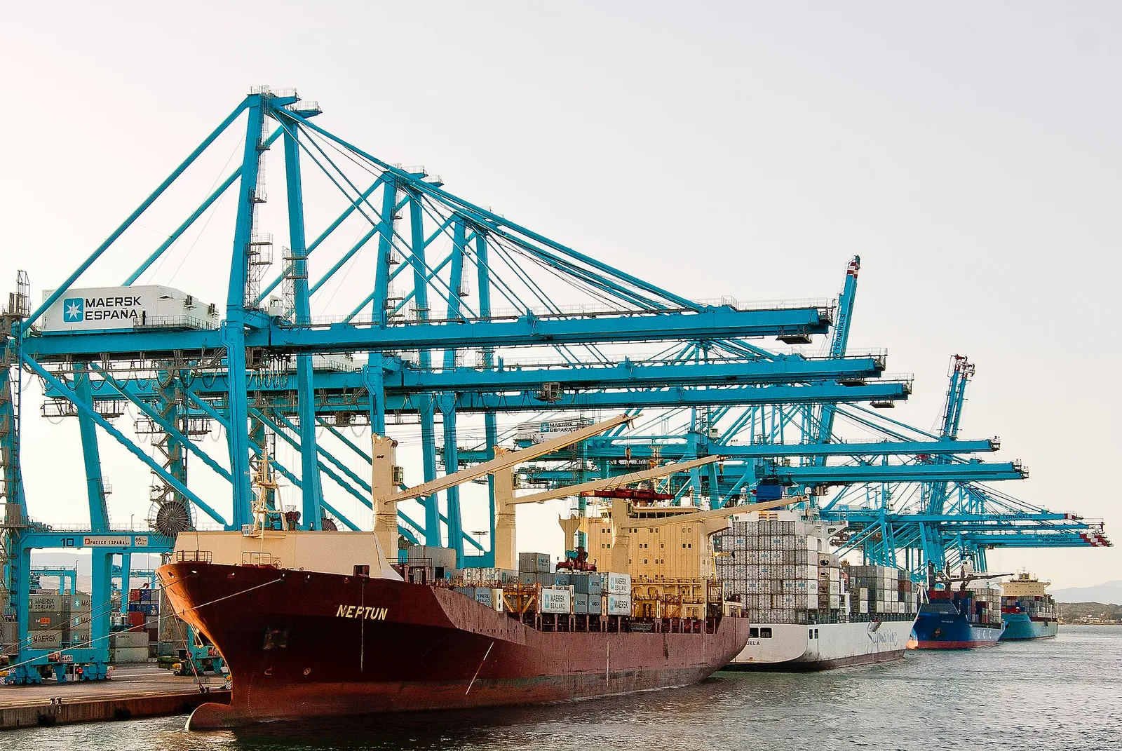 Muelle de contenedores del Puerto de Algeciras