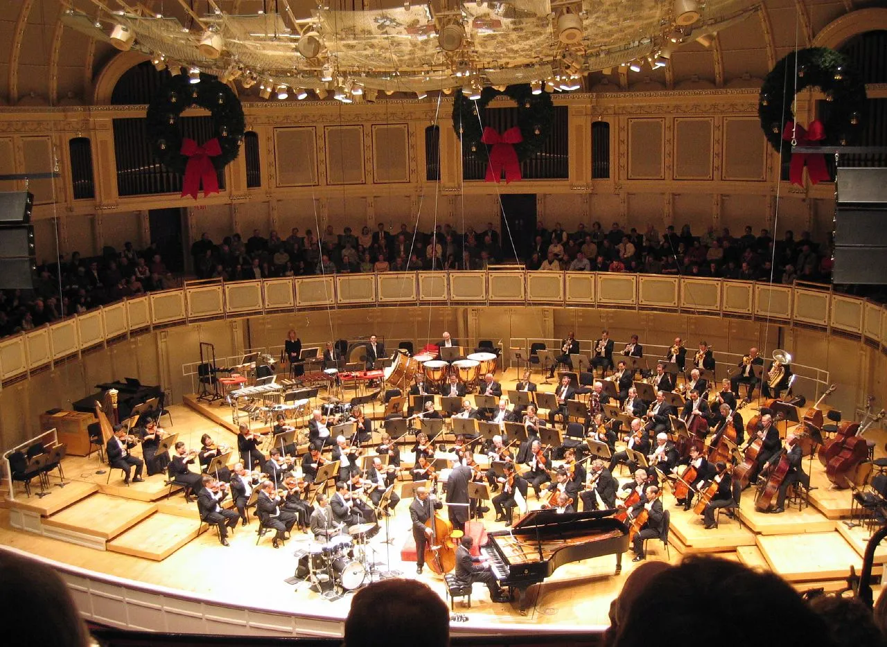 Una orquesta sinfónica durante un concierto (imagen de archivo)