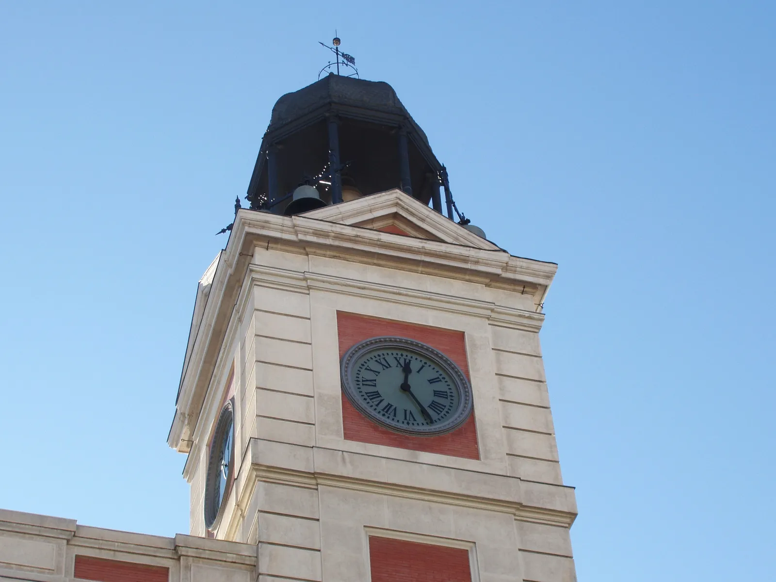 La Puerta del Sol de Madrid, escenario de las campanadas de Nochevieja