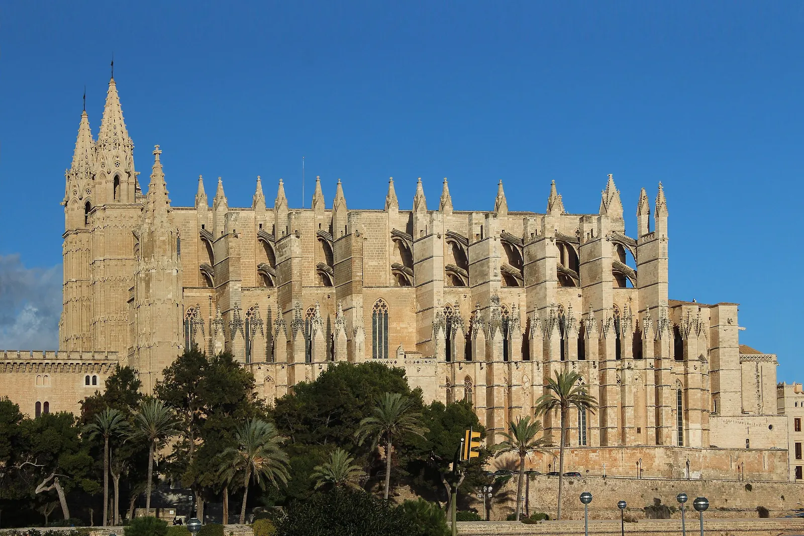 Vista de Palma de Mallorca con su catedral