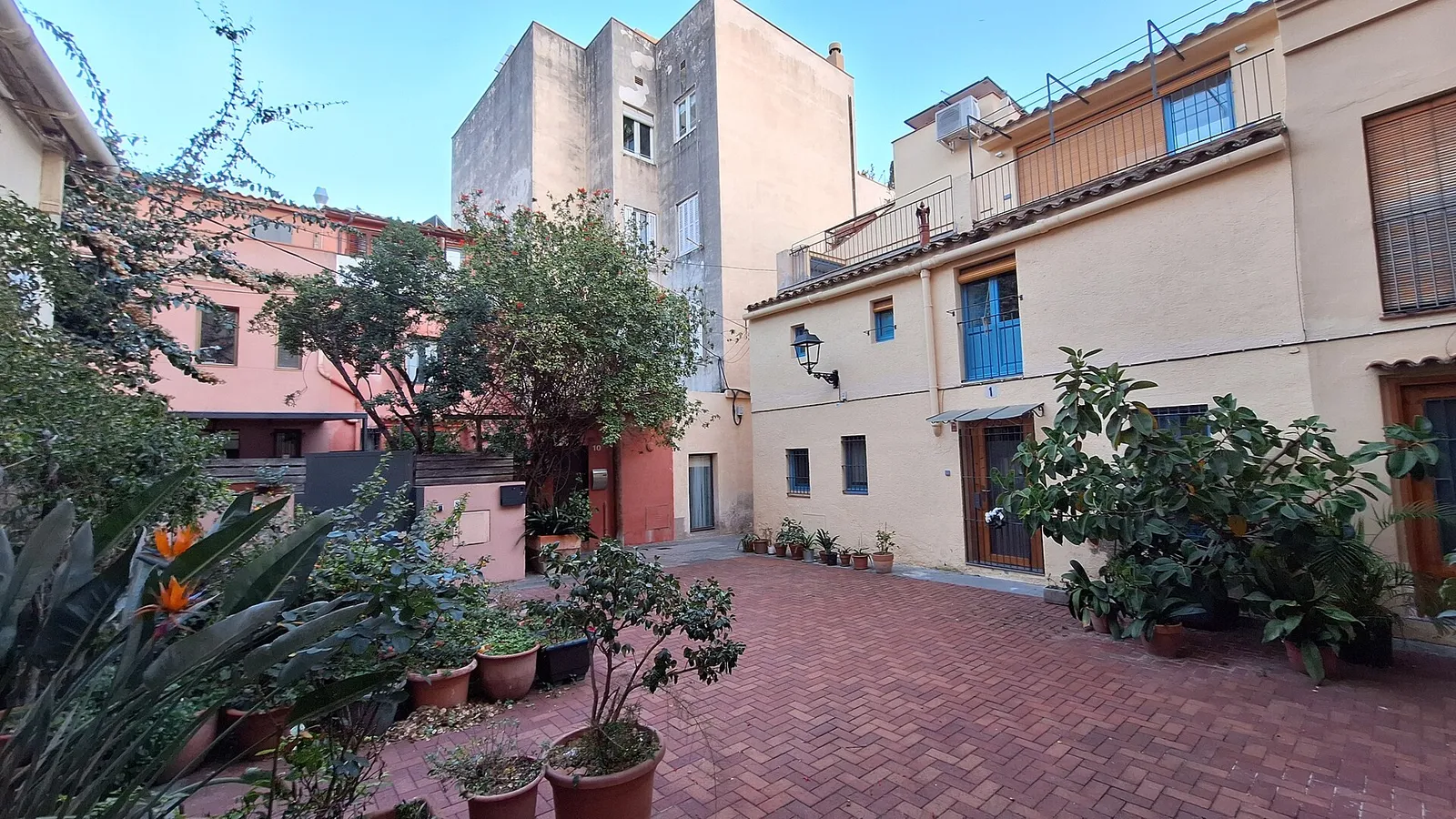 La plaza de Sant Gaietà, en el barrio de Sarrià (Barcelona)