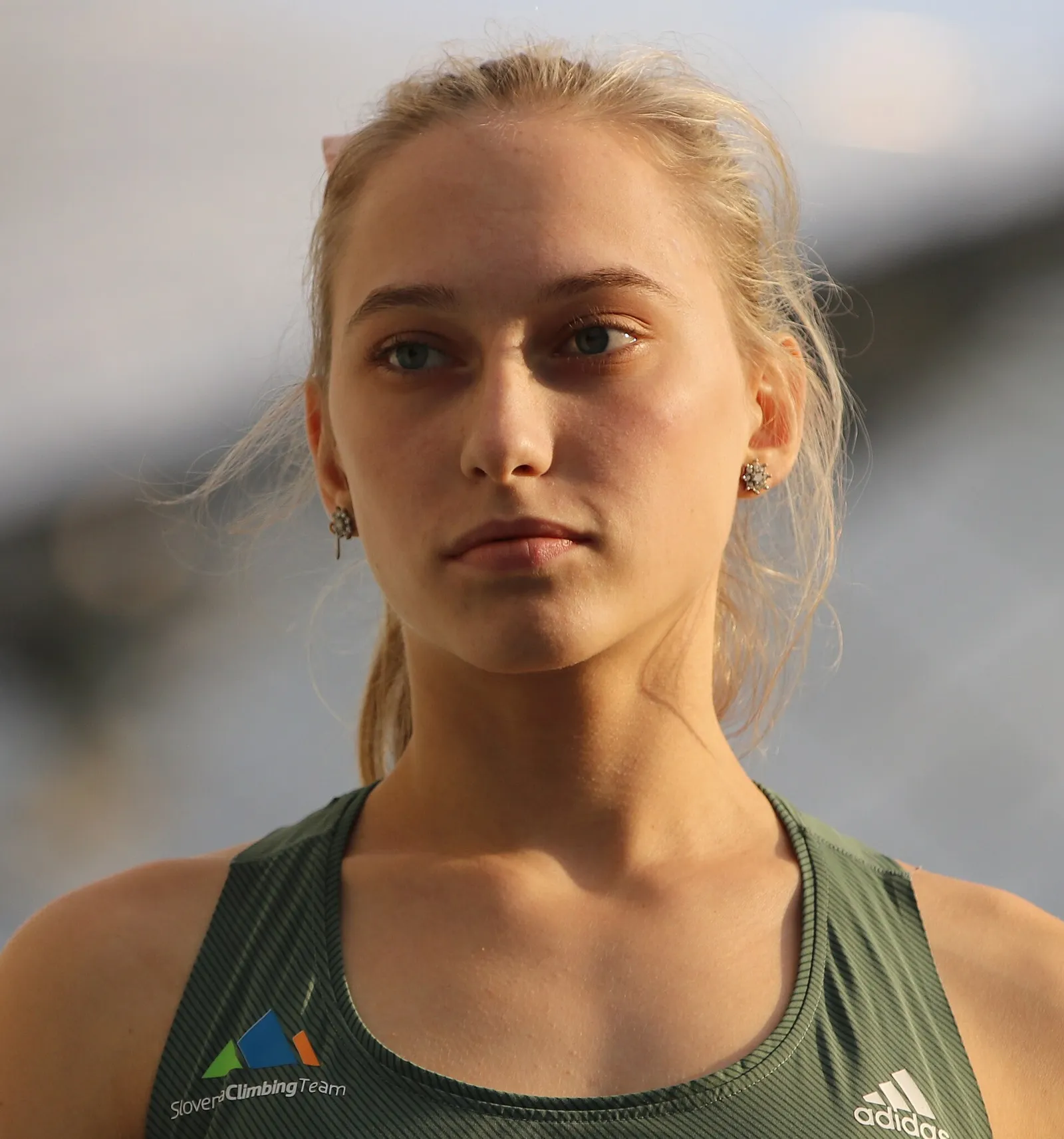 La escaladora eslovena Janja Garnbret