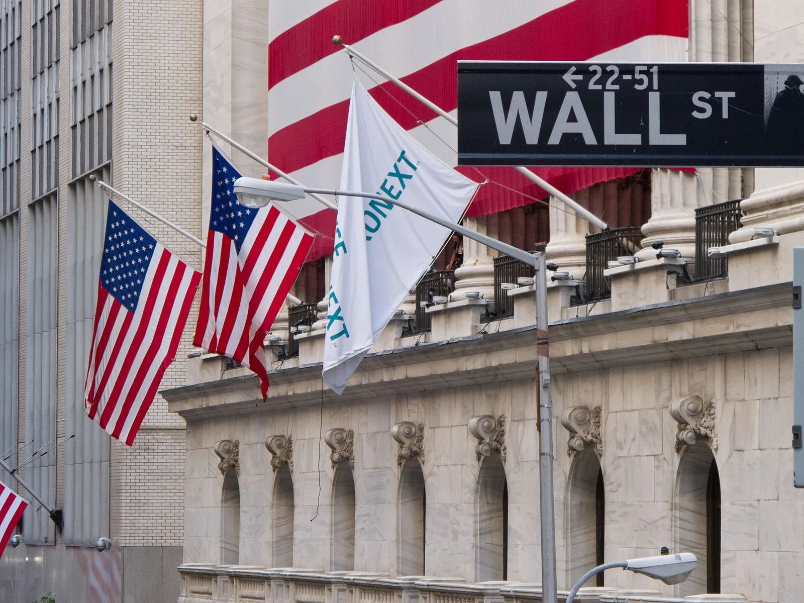 Fachada de la Bolsa de Nueva York (NYSE), en Wall Street (imagen de archivo)