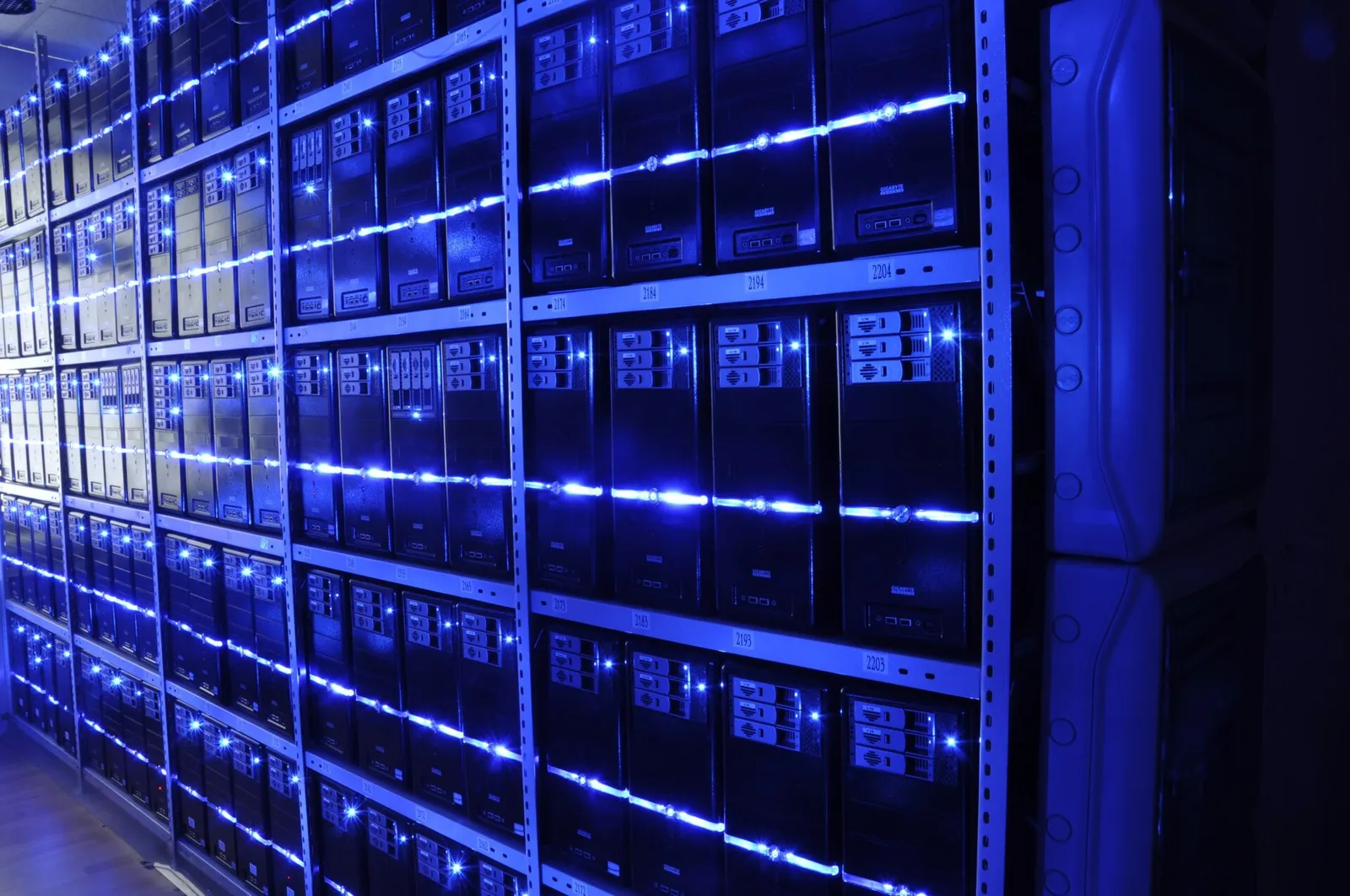 Salas de servidores de un centro de datos